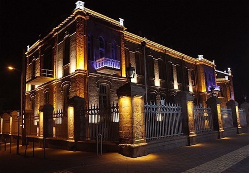 عمارت امیریه قبلا ساختمان بلدیه شهر بوده و امروز موزه مردم‌شناسی است.